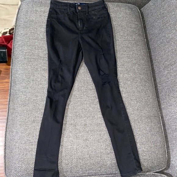 hollister ripped jeans black